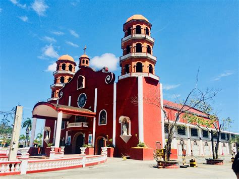 Biñan: A city with a view to the new century .